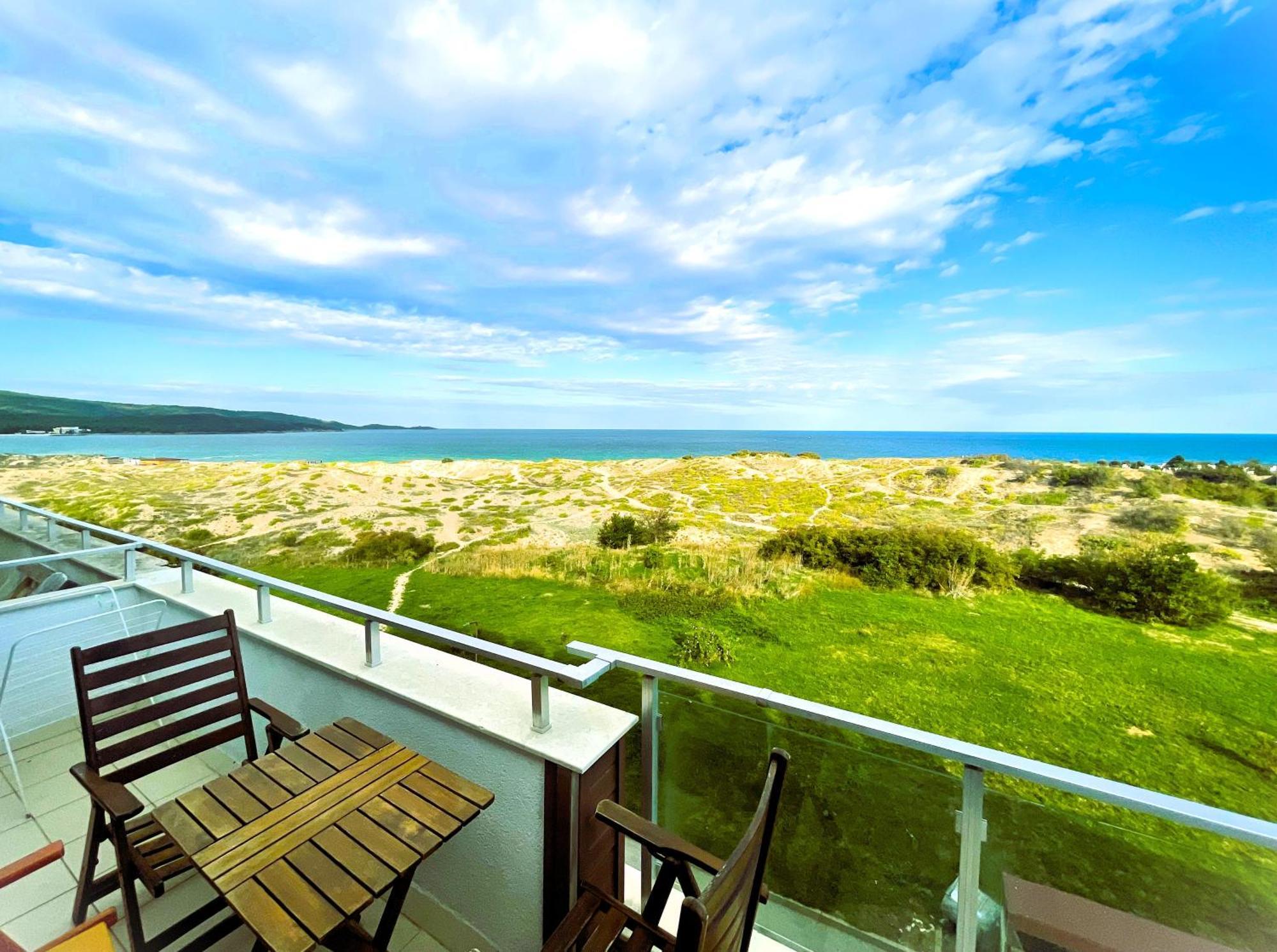 Apart-Hotel Panorama Sea Lux Primorsko Buitenkant foto
