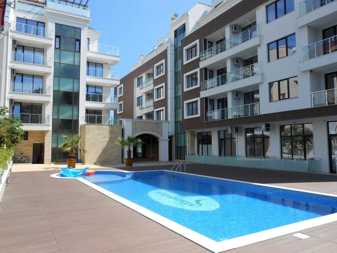 Apart-Hotel Panorama Sea Lux Primorsko Buitenkant foto