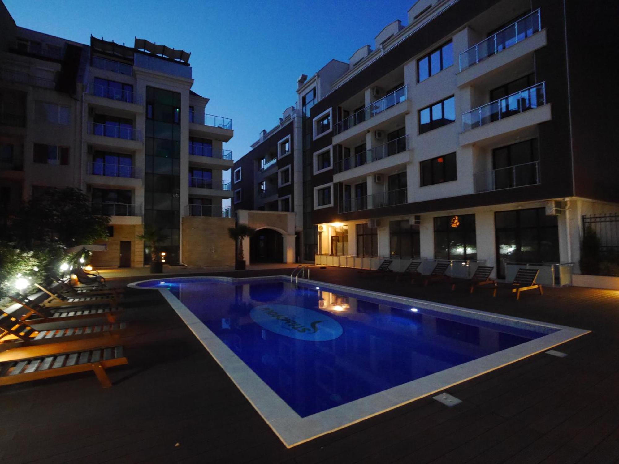 Apart-Hotel Panorama Sea Lux Primorsko Buitenkant foto