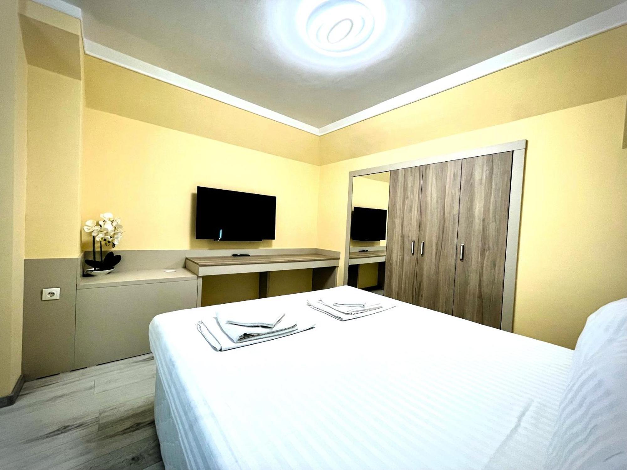 Apart-Hotel Panorama Sea Lux Primorsko Buitenkant foto