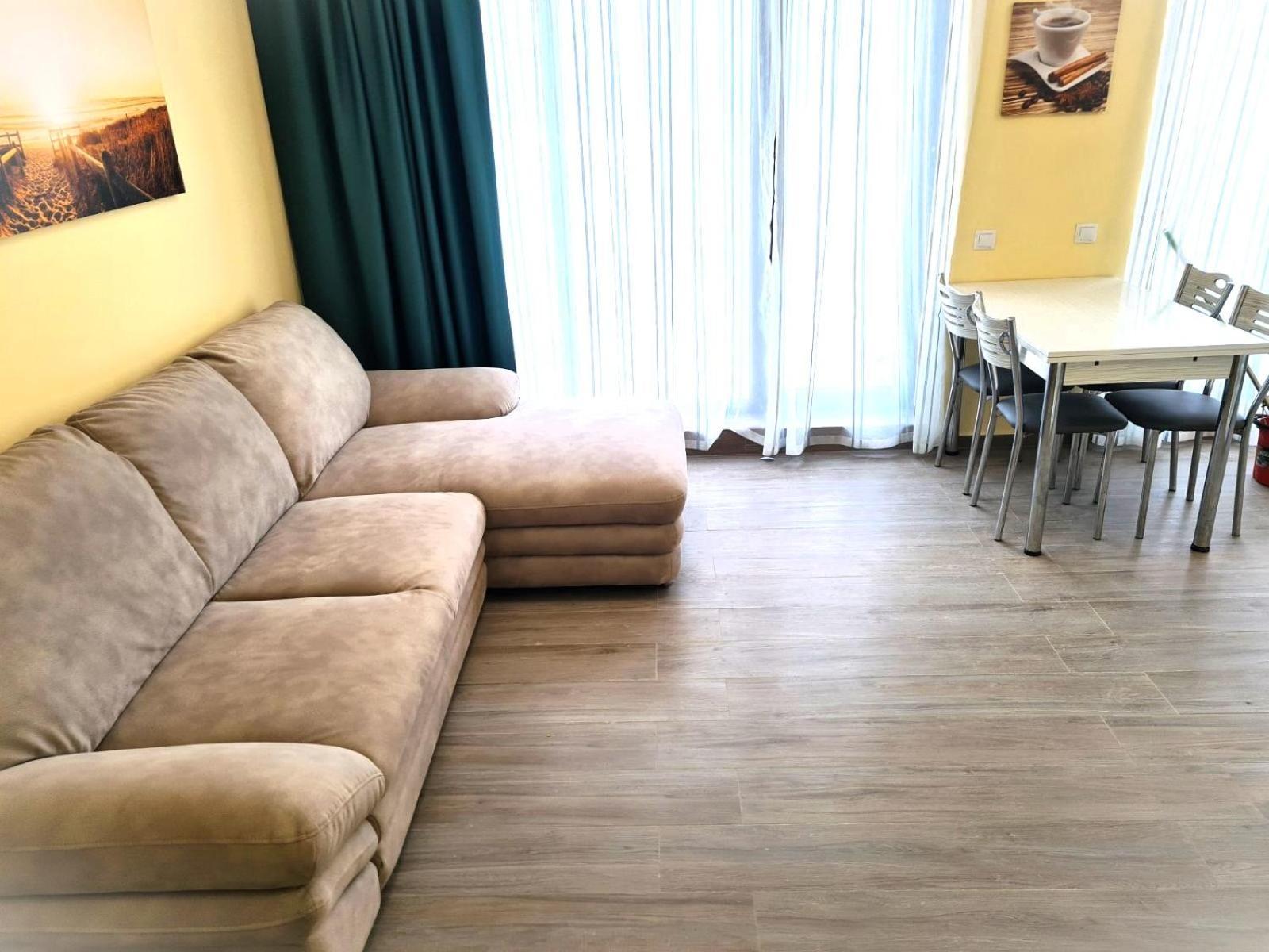 Apart-Hotel Panorama Sea Lux Primorsko Buitenkant foto