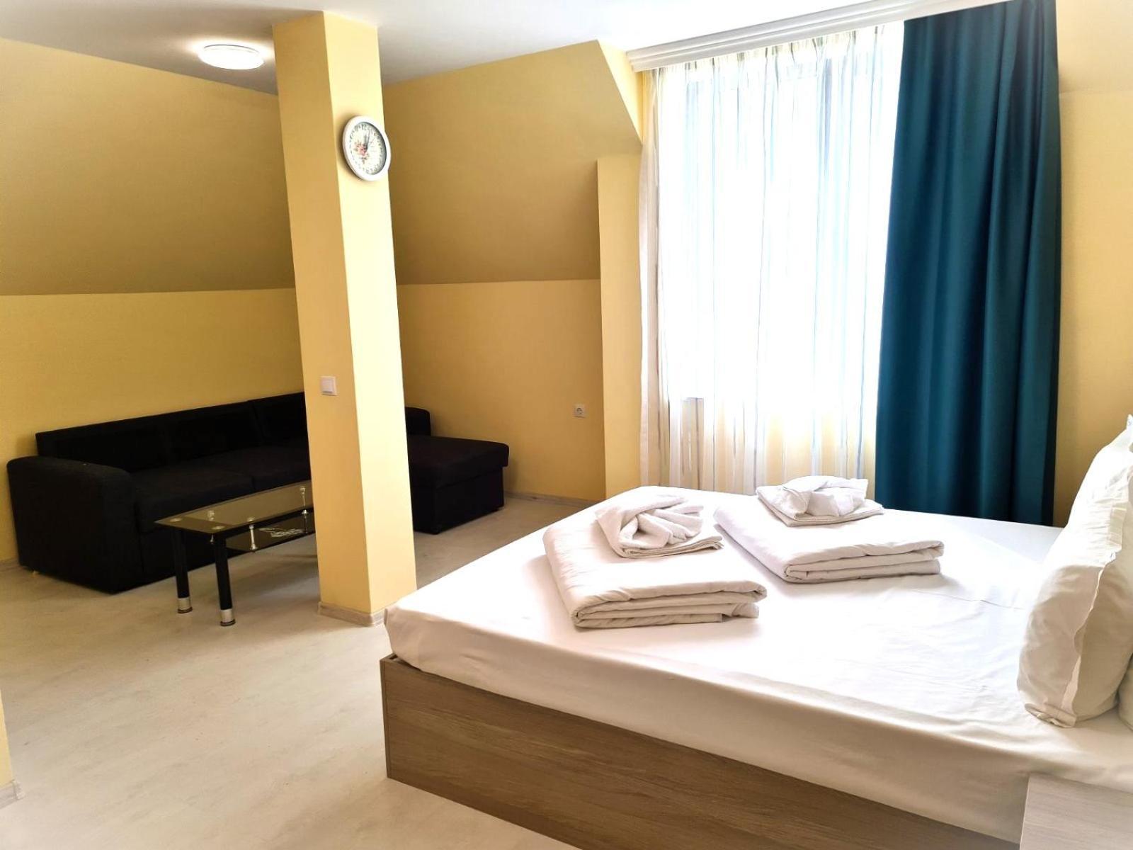 Apart-Hotel Panorama Sea Lux Primorsko Buitenkant foto
